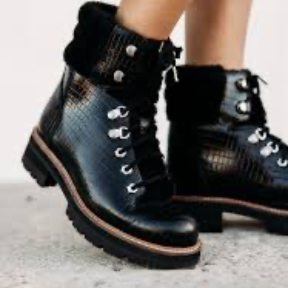 Clarks ORIANNA HIKER Black Leather Lace Up Hiking Winter Boots Ankle Booties 7.5 - Picture 3 of 16